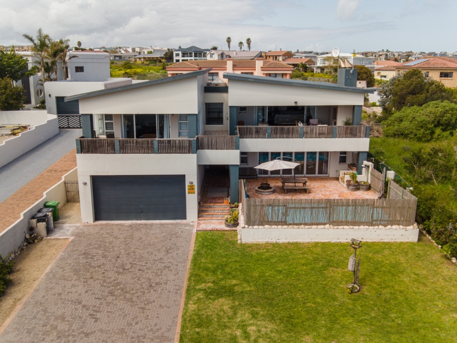 5 Bedroom Property for Sale in Myburgh Park Western Cape